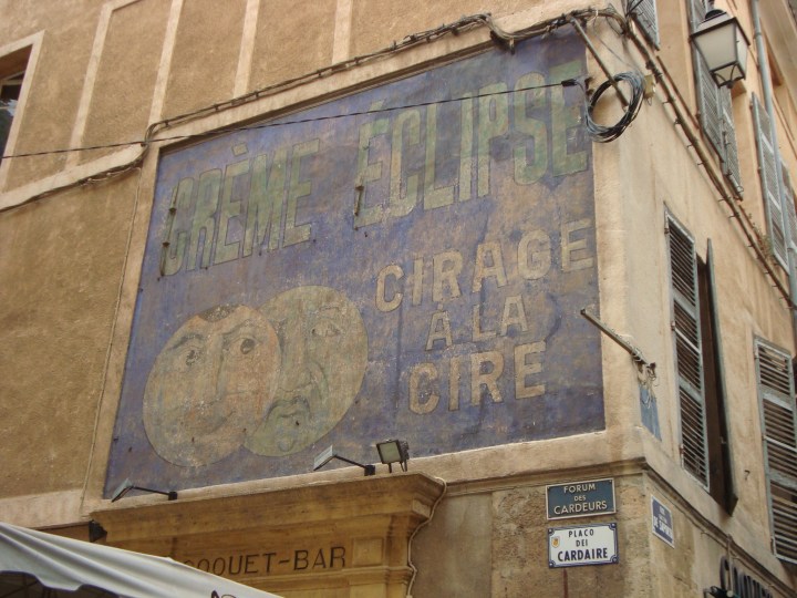 Ese no sé qué de las pintadas francesas